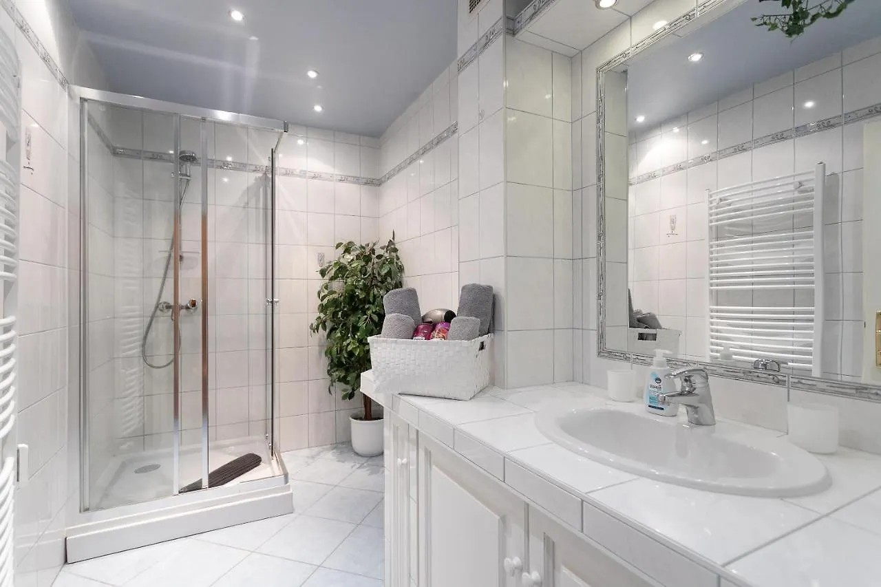 Zentrales Apartment In U-Bahn Naehe & Hauptbahnhof Wien Østrig