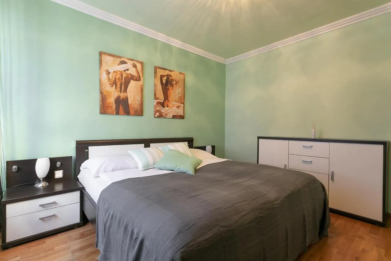 Zentrales Apartment In U-Bahn Naehe & Hauptbahnhof Vídeň Rakousko
